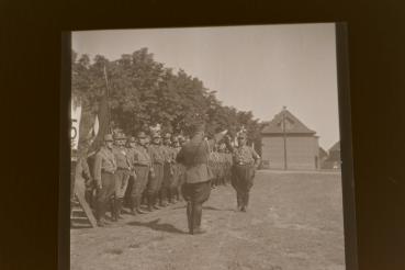 altes Negativ - SA Abteilung angetreten - Ort ?